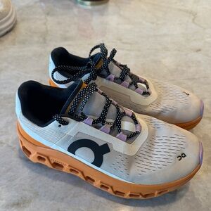 OnCloud Cloud monster White and Orange Sneakers